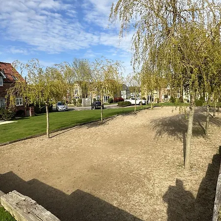Sea Dog - Part Of The The Bay Village With Pool, Gym And Direct Access, Pub, Restaurant, Tennis And Meadows Walks Hébergement de vacances *