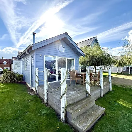 Hébergement de vacances Sea Dog - Part Of The The Bay Village With Pool, Gym And Direct Access, Pub, Restaurant, Tennis And Meadows Walks Filey